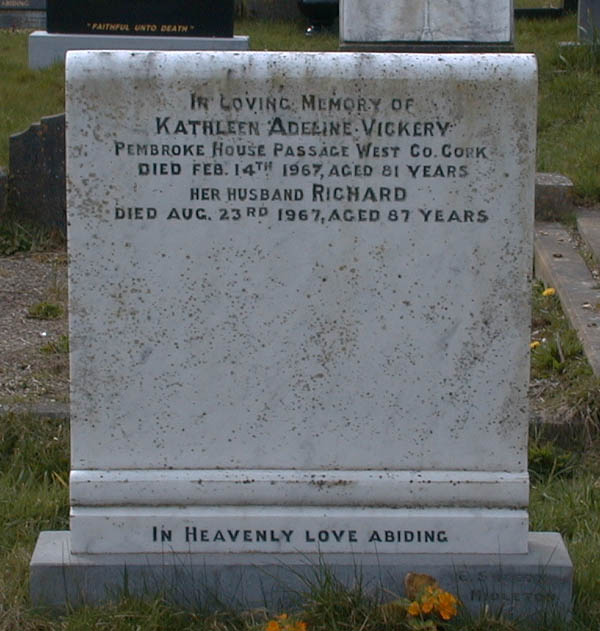 Vickery Grave.jpg 67.5K